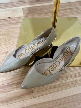 Sam Edelman Pointed D'Orsay Flats in Sage Green| Beige Leather